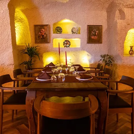 Hotel Evi Cave