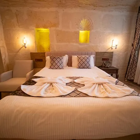 Evi Cave Hotel 4*
