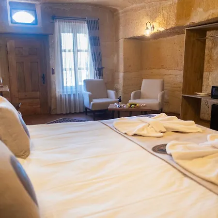 Hotel Evi Cave