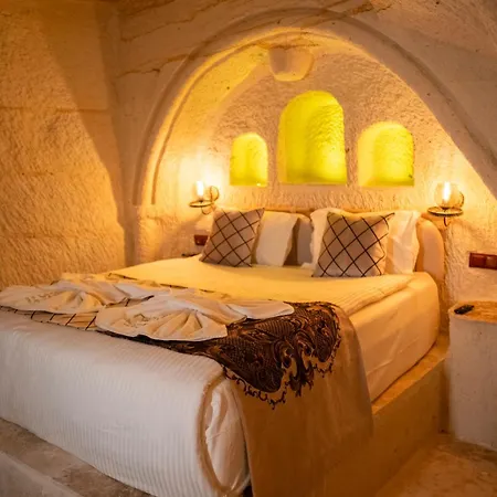 Evi Cave 4*