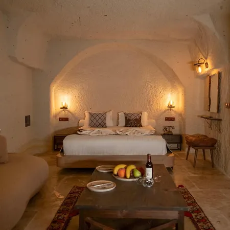 Evi Cave אורגופ