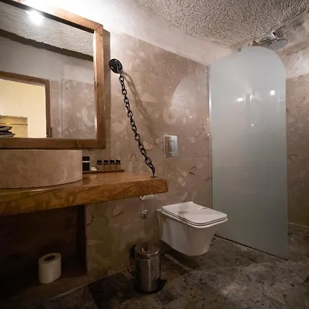 Evi Cave Hotel 4*