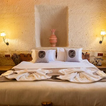 Evi Cave 4* Ουργκούπ