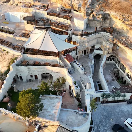 Evi Cave Ουργκούπ