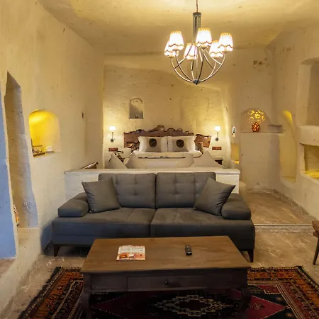 Evi Cave Ουργκούπ