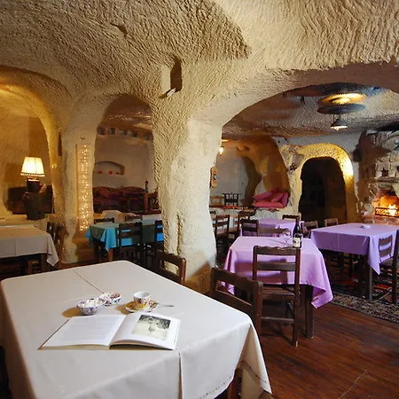 Evi Cave Hotel 4*