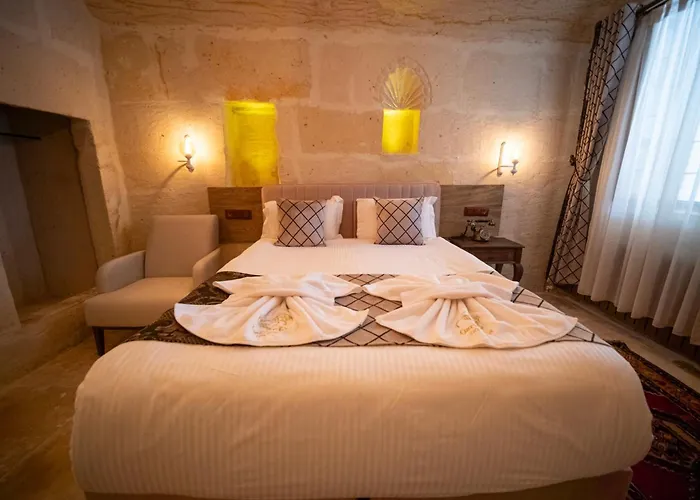 Evi Cave فندق 4*