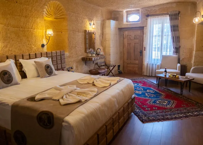 Evi Cave أوروغوبْ