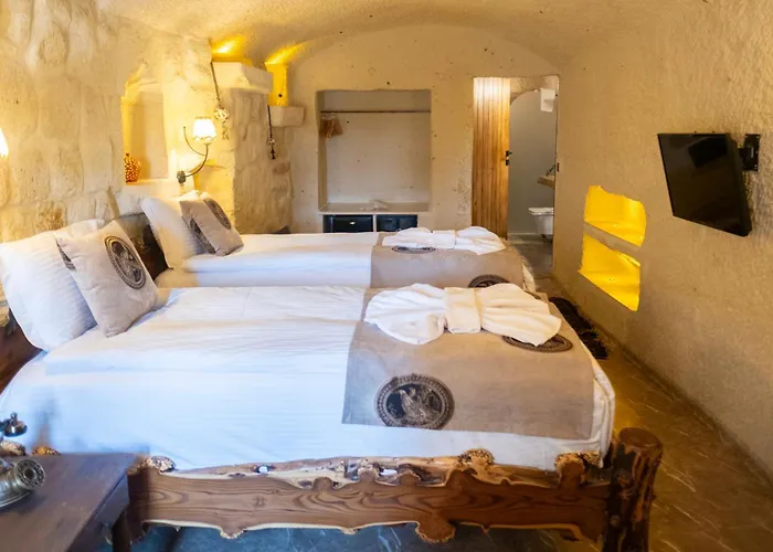 Evi Cave 4* أوروغوبْ