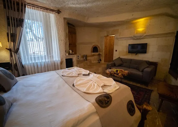 Evi Cave فندق 4*