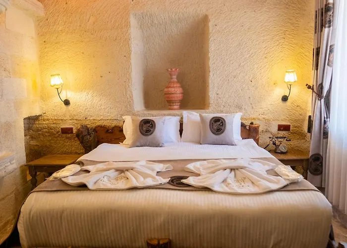 Evi Cave 4* أوروغوبْ