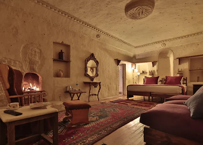 فندق Evi Cave 4*