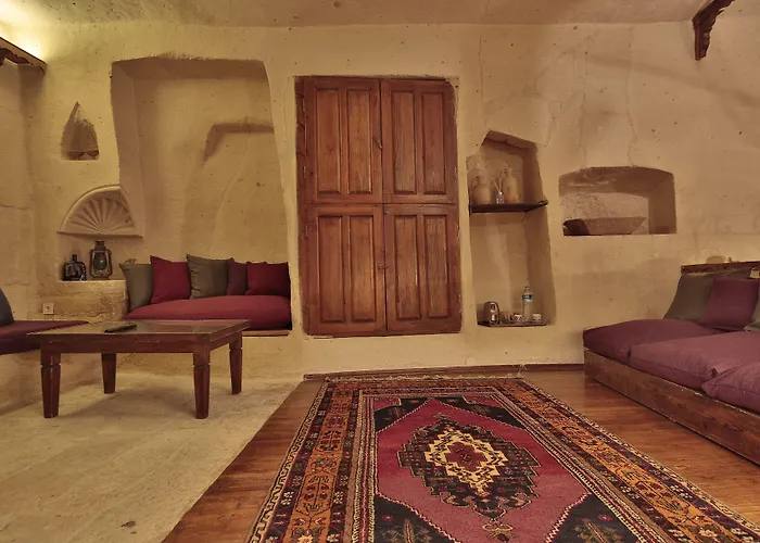 Evi Cave 4* أوروغوبْ