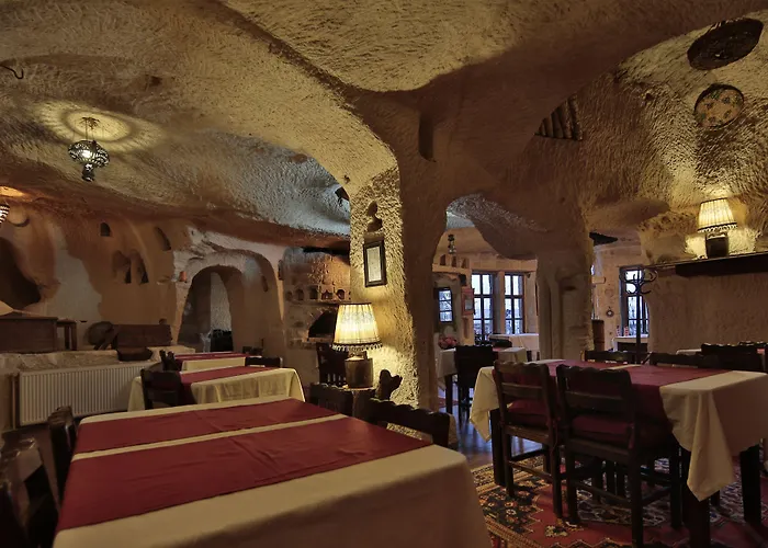 فندق Evi Cave 4*