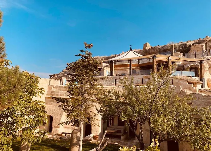 Evi Cave فندق أوروغوبْ