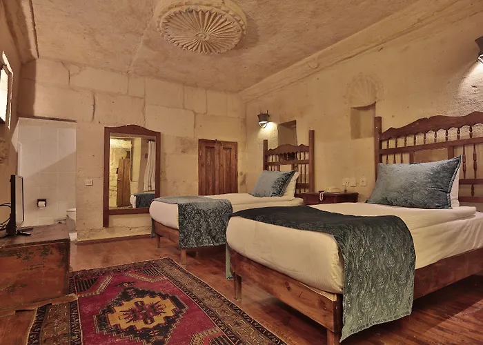 Evi Cave 4* أوروغوبْ