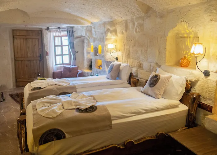 Evi Cave فندق 4*