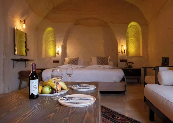 Evi Cave فندق 4*